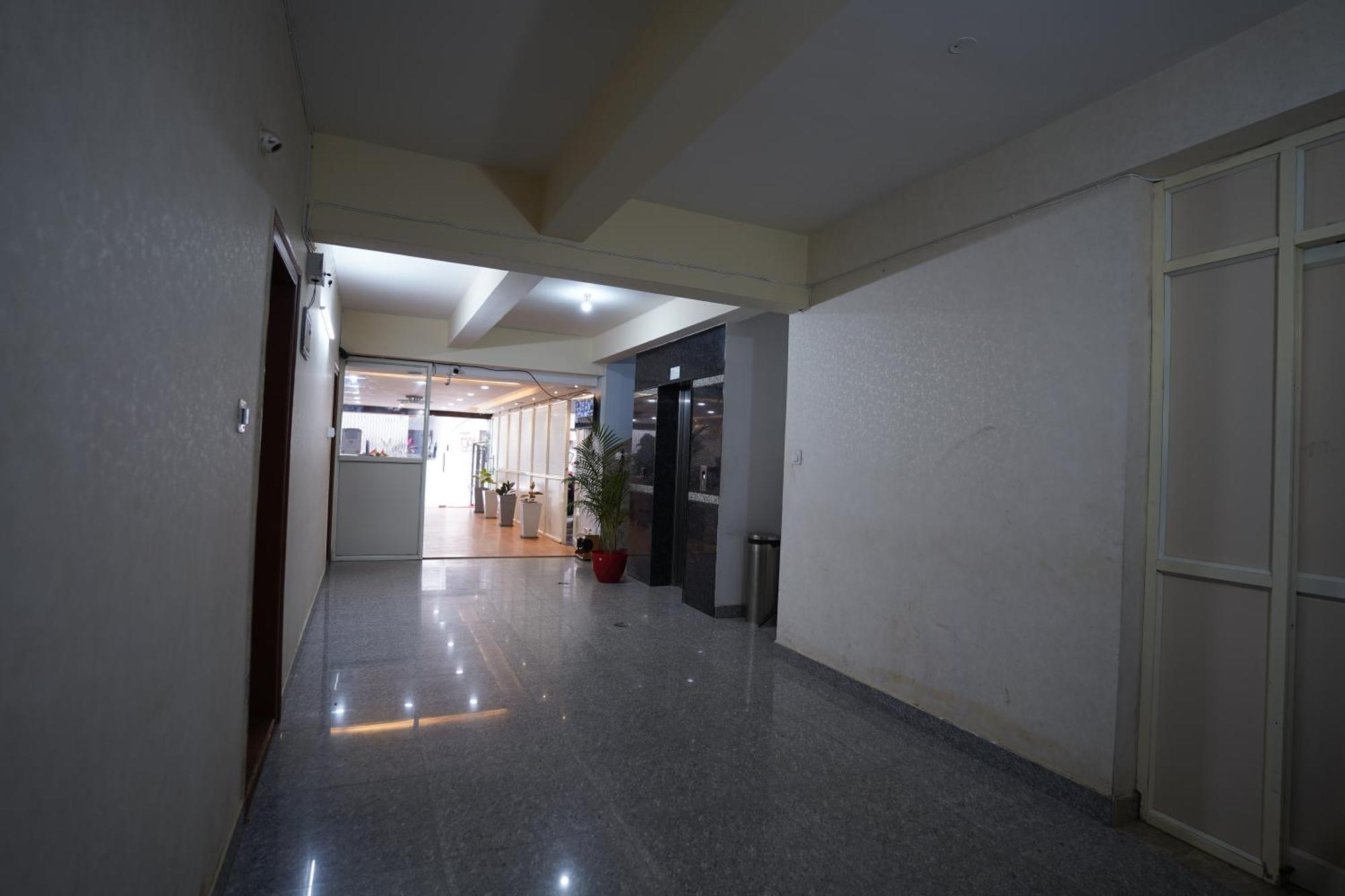 Hostel Sai Manyata Business Residency, Manyata Tech Park Bangalore Exterior foto