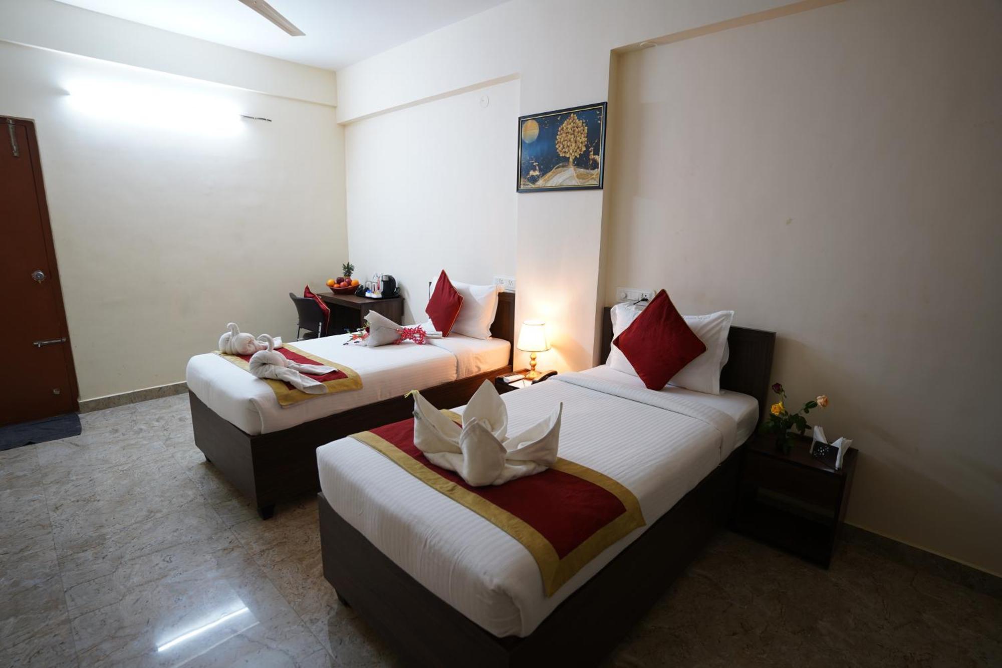 Hostel Sai Manyata Business Residency, Manyata Tech Park Bangalore Exterior foto