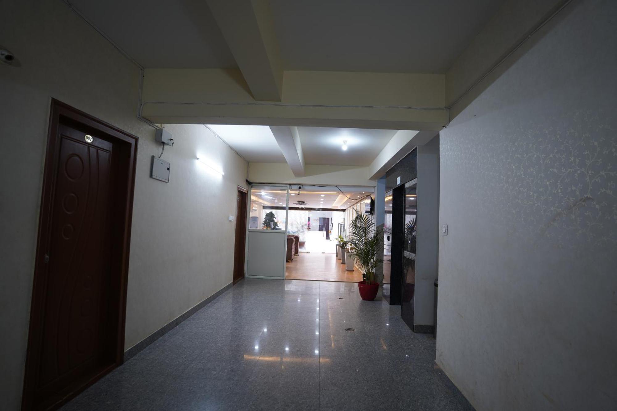 Hostel Sai Manyata Business Residency, Manyata Tech Park Bangalore Exterior foto